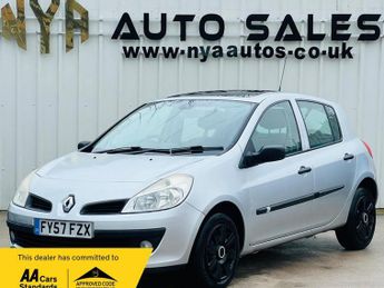 RENAULT CLIO 1.5 dCi Expression 5dr