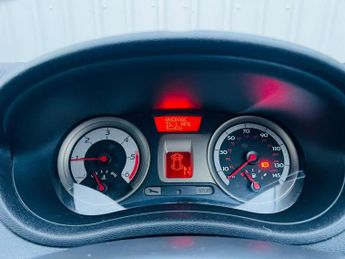 RENAULT CLIO 1.5 dCi Expression 5dr