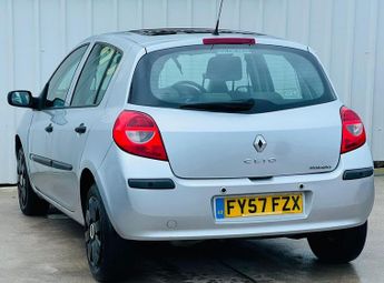 RENAULT CLIO 1.5 dCi Expression 5dr