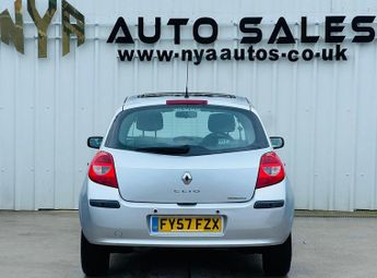 RENAULT CLIO 1.5 dCi Expression 5dr