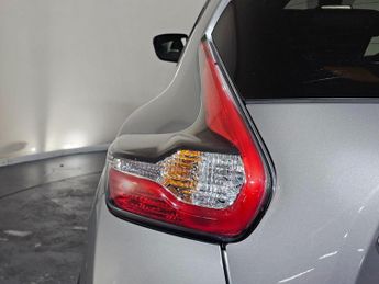 NISSAN JUKE 1.2 DIG-T N-Connecta Euro 6 (s/s) 5dr