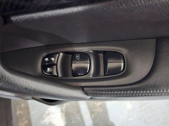 NISSAN X-TRAIL 1.7 dCi Tekna 4WD Euro 6 (s/s) 5dr