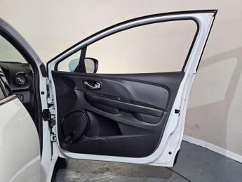RENAULT CLIO 0.9 TCe Iconic Euro 6 (s/s) 5dr