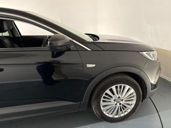 VAUXHALL GRANDLAND X 1.2 Turbo Sport Nav Euro 6 (s/s) 5dr