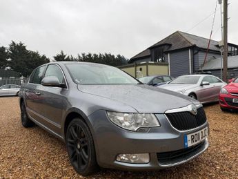Skoda Superb 2.0 TDI Elegance Euro 5 5dr