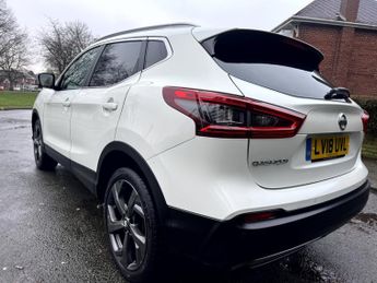 NISSAN QASHQAI 1.2 DIG-T Tekna+
