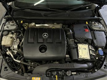 MERCEDES-BENZ A CLASS 1.5 A180d SE