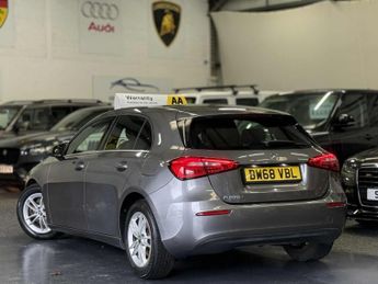 MERCEDES-BENZ A CLASS 1.5 A180d SE