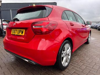 MERCEDES-BENZ A CLASS 1.5 A180d Sport (Premium) 7G-DCT Euro 6 (s/s) 5dr