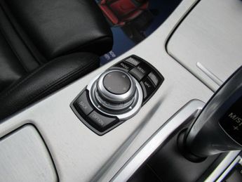 BMW 5 SERIES 2.0 520d M Sport Auto Euro 6 (s/s) 4dr