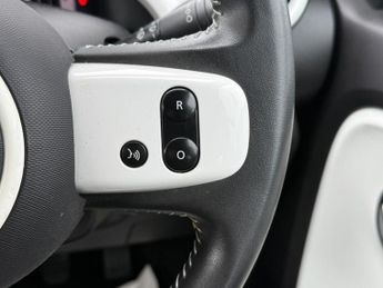 RENAULT TWINGO 0.9 TCe ENERGY Dynamique Euro 6 (s/s) 5dr
