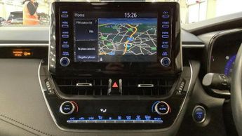 TOYOTA COROLLA 1.8 VVT-h Design CVT Euro 6 (s/s) 4dr