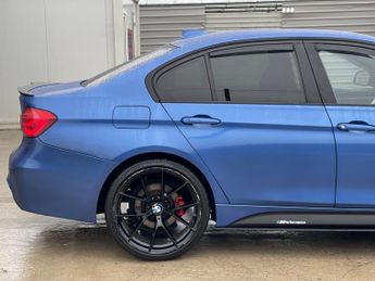 BMW 3 SERIES 2.0 320d xDrive M Sport Saloon