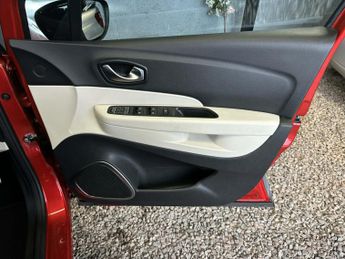 RENAULT CAPTUR 1.3 GT Line TCe 150 Auto EDC MY19