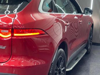JAGUAR F-PACE 2.0 D180 Portfolio Auto AWD Euro 6 (s/s) 5dr