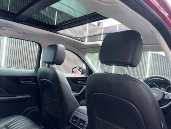 JAGUAR F-PACE 2.0 D180 Portfolio Auto AWD Euro 6 (s/s) 5dr