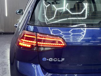 VOLKSWAGEN E-GOLF 35.8kWh e-Golf Auto 5dr