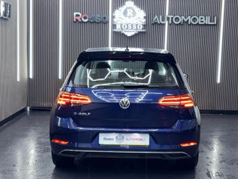 VOLKSWAGEN E-GOLF 35.8kWh e-Golf Auto 5dr