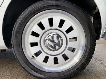 VOLKSWAGEN UP! 1.0 High up! ASG