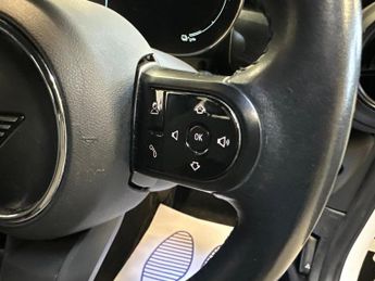 MINI ELECTRIC HATCH Cooper SE 32.6kWh Level 2 Auto 3dr