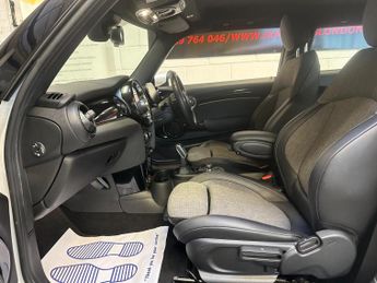 MINI ELECTRIC HATCH Cooper SE 32.6kWh Level 2 Auto 3dr