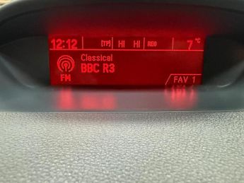 VAUXHALL MOKKA 1.6 Exclusiv 2WD Euro 5 (s/s) 5dr