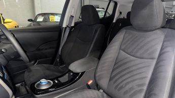 NISSAN LEAF 30kWh Acenta White Electric Automatic 1 KEEPER+SATNAV+8 STAMPS