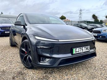 TESLA MODEL Y Dual Motor Performance