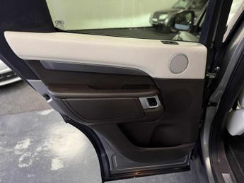 LAND ROVER DISCOVERY 3.0 TD V6 HSE Luxury