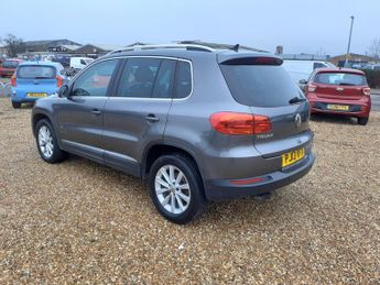 VOLKSWAGEN TIGUAN 2.0 TDI BlueMotion Tech SE DSG 4WD Euro 5 (s/s) 5dr