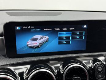 MERCEDES-BENZ CLA 1.3 CLA180 AMG Line