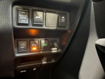 NISSAN X-TRAIL 2.0 dCi N-Vision