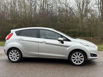 FORD FIESTA 1.0 T EcoBoost Titanium