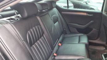 SKODA SUPERB 2.0 TDI SE L Executive