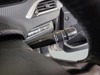 PEUGEOT 208 1.2 PureTech Active Euro 6 5dr