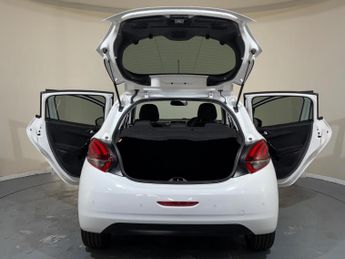 PEUGEOT 208 1.2 PureTech Signature Euro 6 (s/s) 5dr
