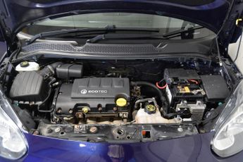 VAUXHALL ADAM 1.4 16v GLAM