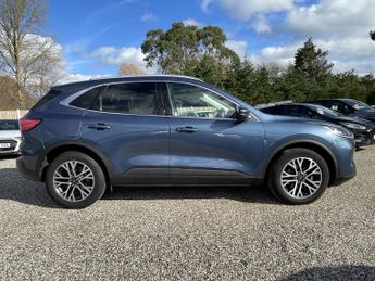 FORD KUGA 1.5 EcoBlue Titanium