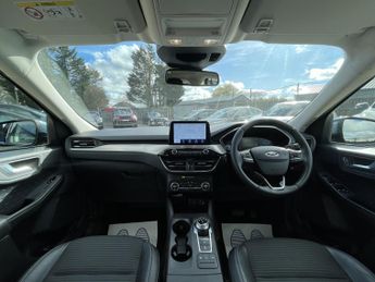 FORD KUGA 1.5 EcoBlue Titanium