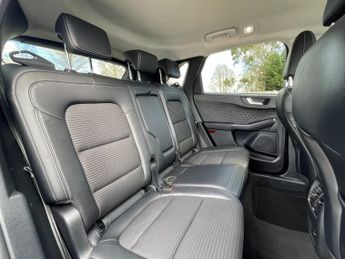 FORD KUGA 1.5 EcoBlue Titanium