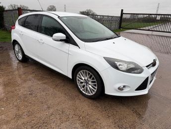 Ford Focus 1.0T EcoBoost Zetec Euro 5 (s/s) 5dr