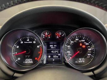 AUDI TT 2.0 TFSI Black Edition