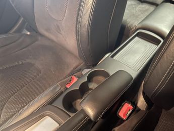 AUDI TT 2.0 TFSI Black Edition