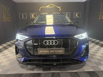 AUDI E-TRON 50 Black Edition