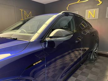 AUDI E-TRON 50 Black Edition