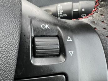 PEUGEOT 2008 1.2 PureTech GT Line