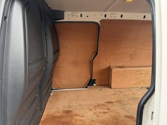 VOLKSWAGEN CADDY MAXI 2.0 TDI C20 Startline AUTOMATIC