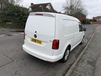 VOLKSWAGEN CADDY MAXI 2.0 TDI C20 Startline AUTOMATIC