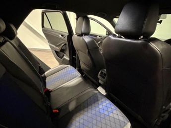 VOLKSWAGEN T-ROC 2.0 TSI R DSG 4Motion Euro 6 (s/s) 5dr