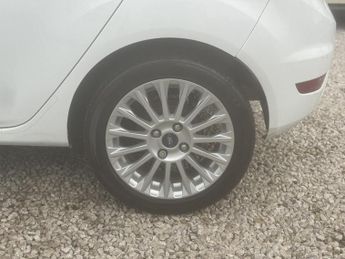 FORD FIESTA 1.0 T EcoBoost Titanium